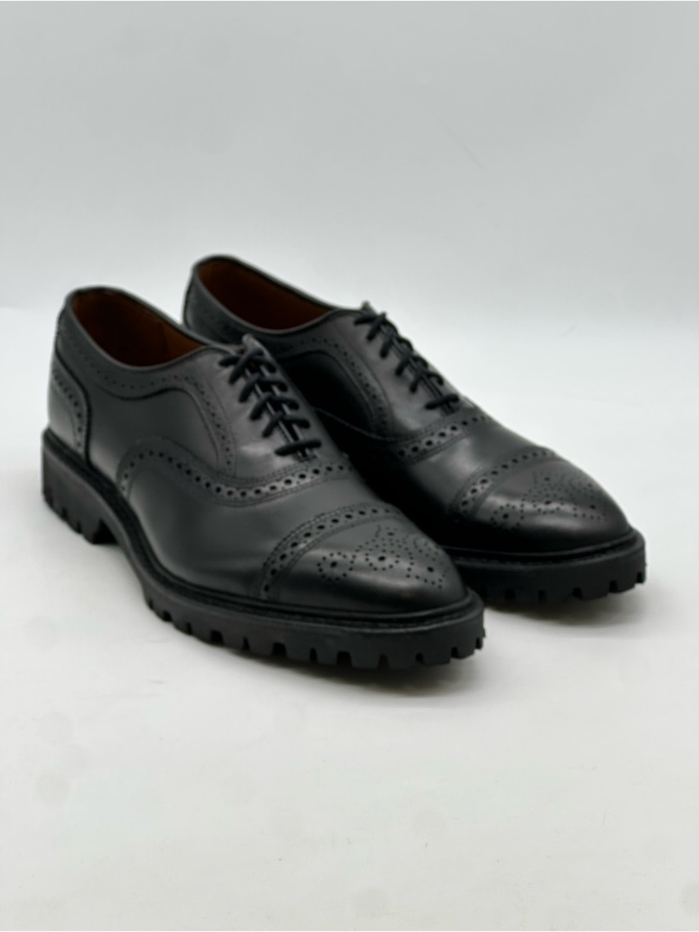 Allen Edmonds Black leather shoe. Size 10